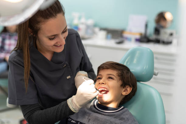 Best Broken Tooth Emergency  in Edinburg, IL